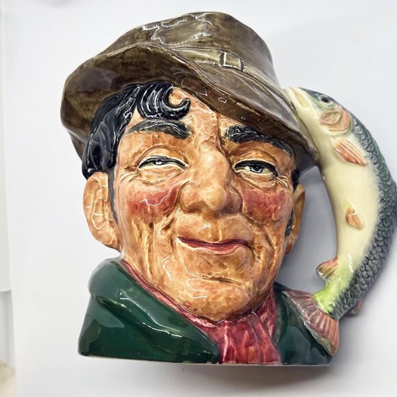 Vintage Royal Doulton 1950's Large Toby mug pitcher, fisherman The Poacher - Picture 8 of 10